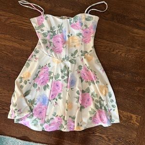 Zara floral dress, never worn, small